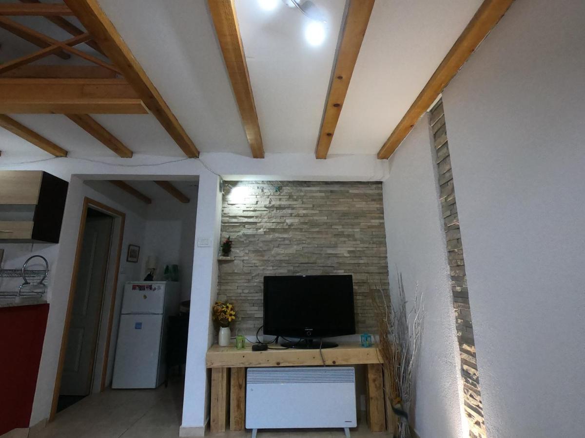 Villa Lyra Τρέμπινιε Εξωτερικό φωτογραφία