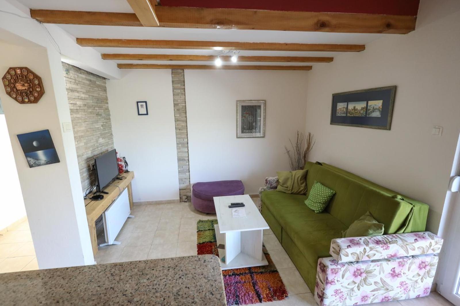 Villa Lyra Τρέμπινιε Εξωτερικό φωτογραφία