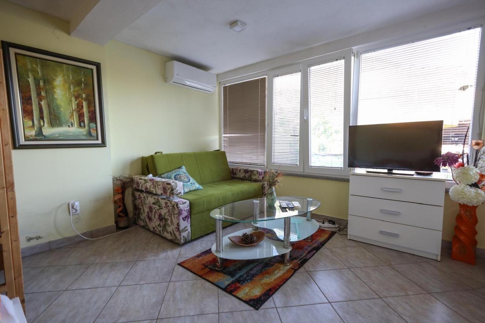 Villa Lyra Τρέμπινιε Εξωτερικό φωτογραφία