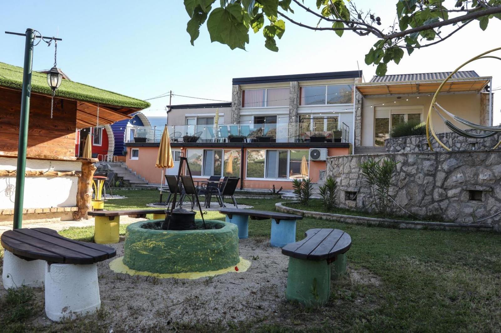 Villa Lyra Τρέμπινιε Εξωτερικό φωτογραφία