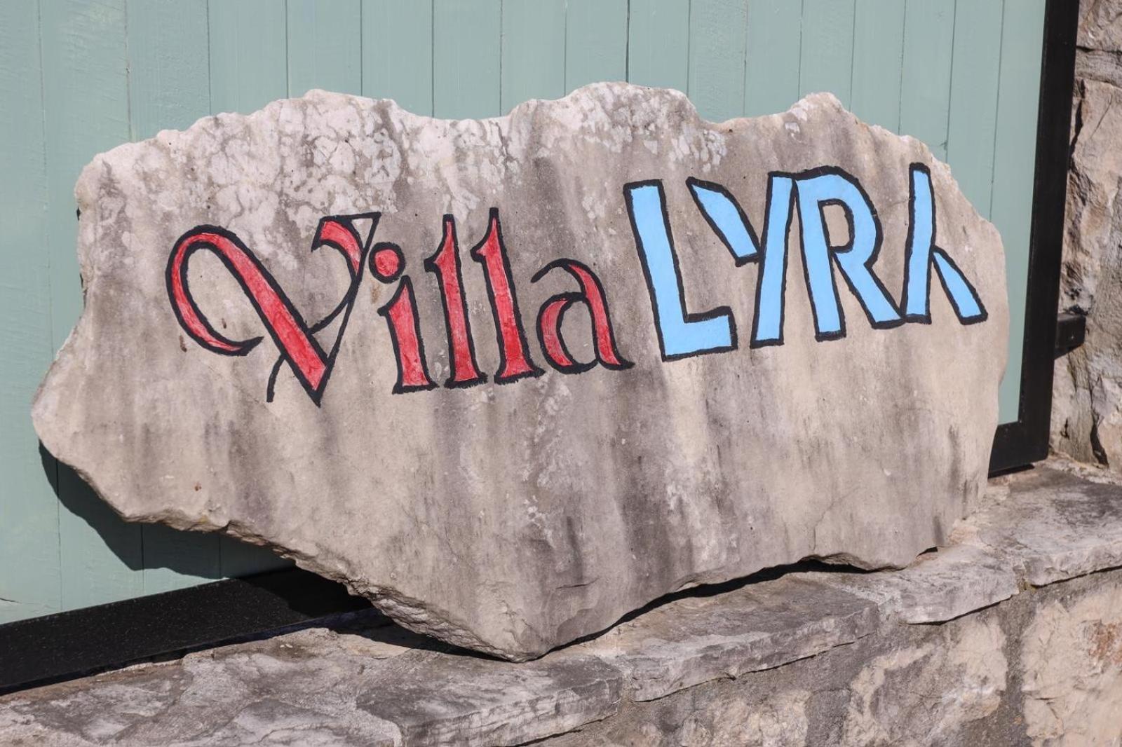 Villa Lyra Τρέμπινιε Εξωτερικό φωτογραφία